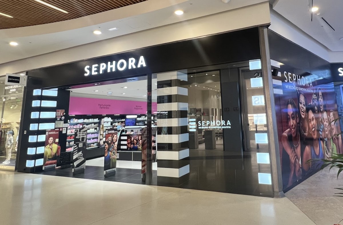 SEPHORA GUIMARÃES