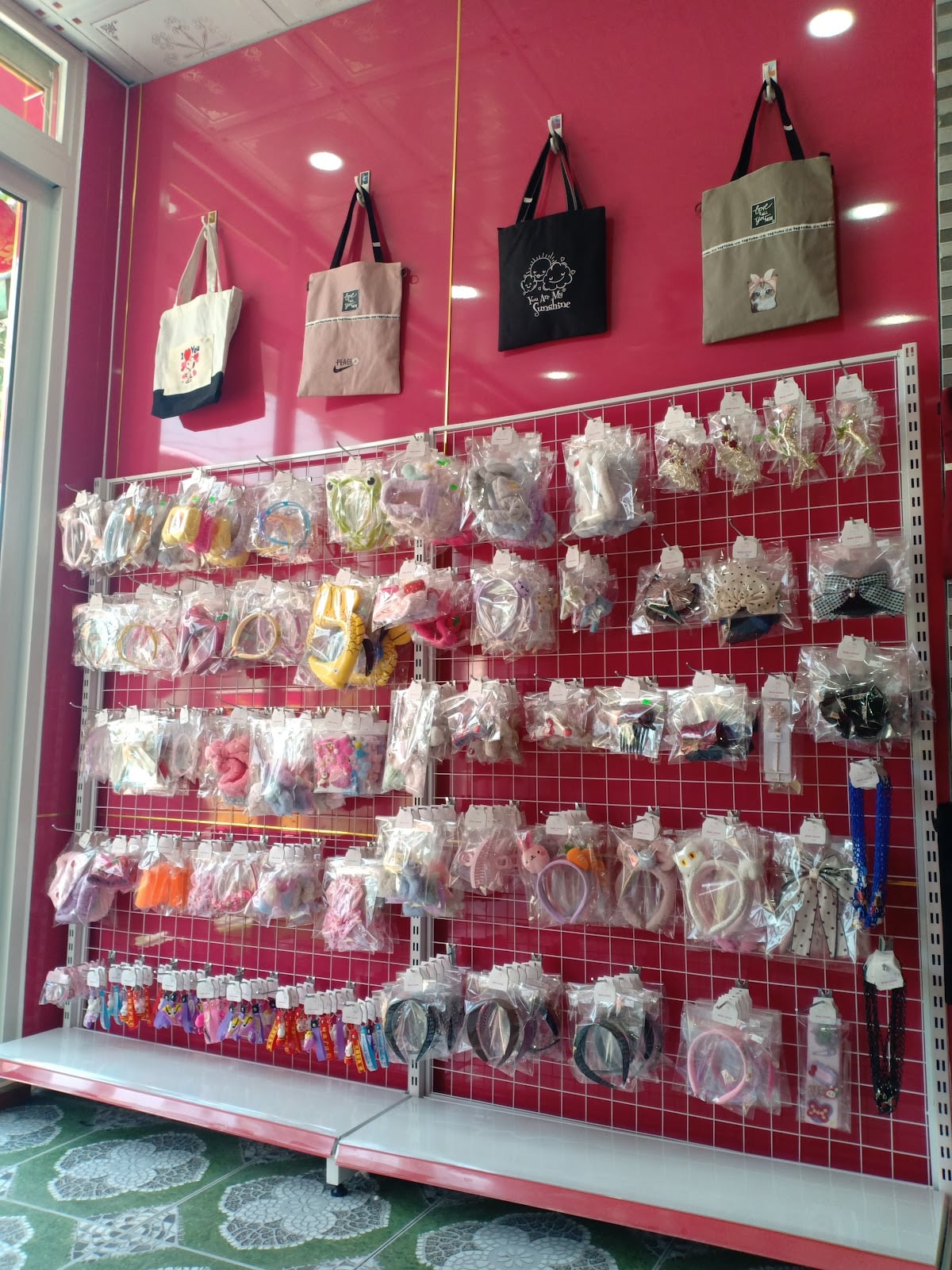 Shop Phu Kien - My Pham