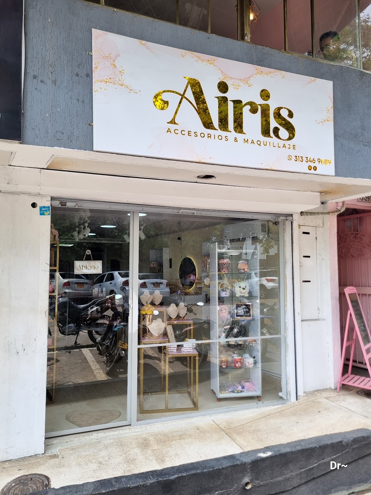 Airis Accesorios & Maquillaje