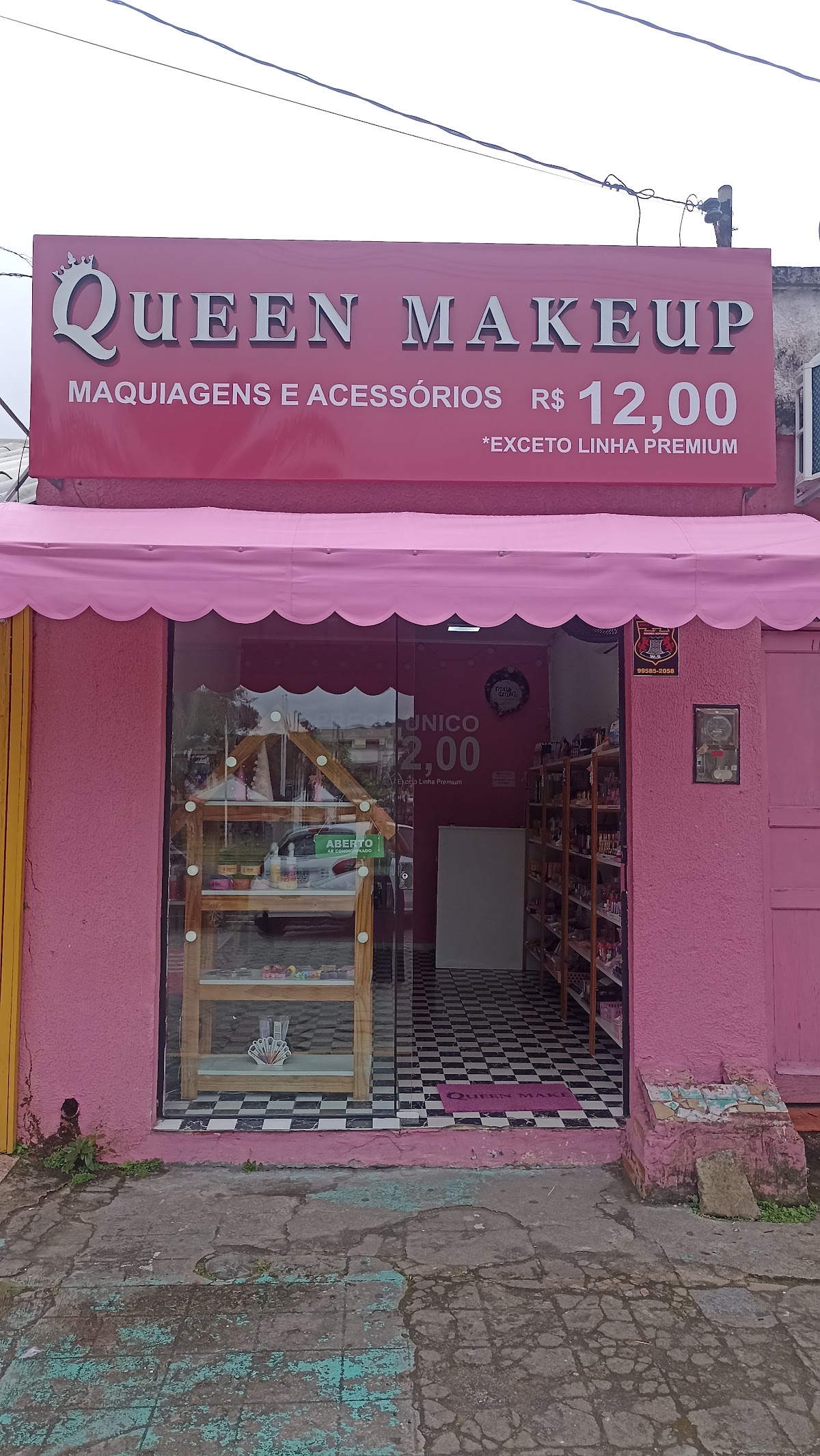 Queen Makeup
