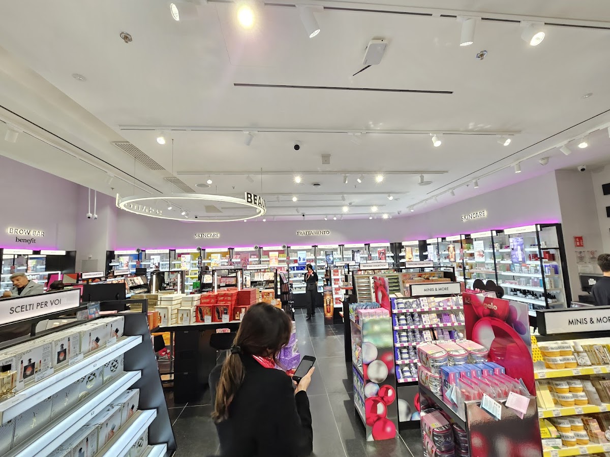 SEPHORA POMPEI MAXIMALL