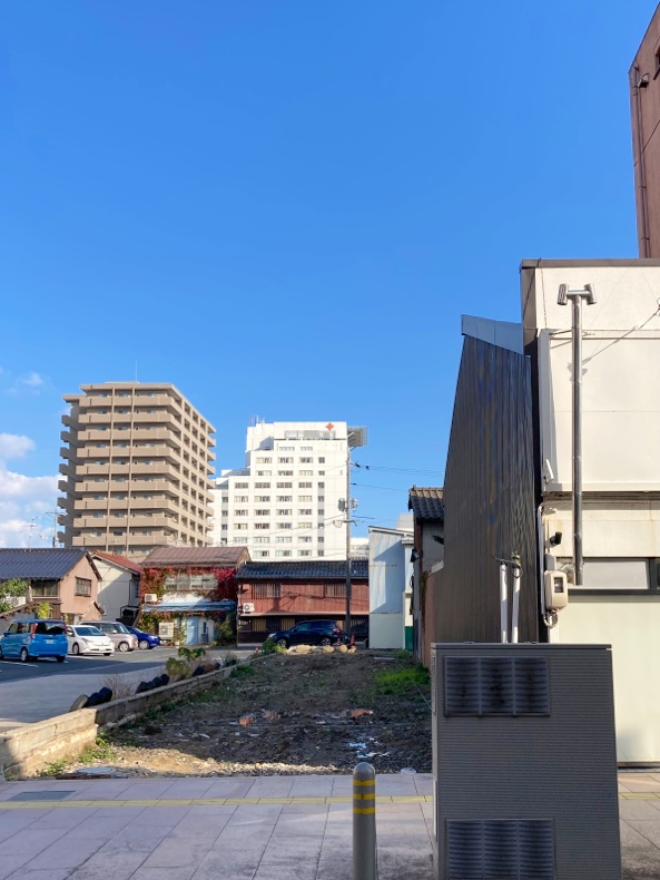 Charle Keshōhinten