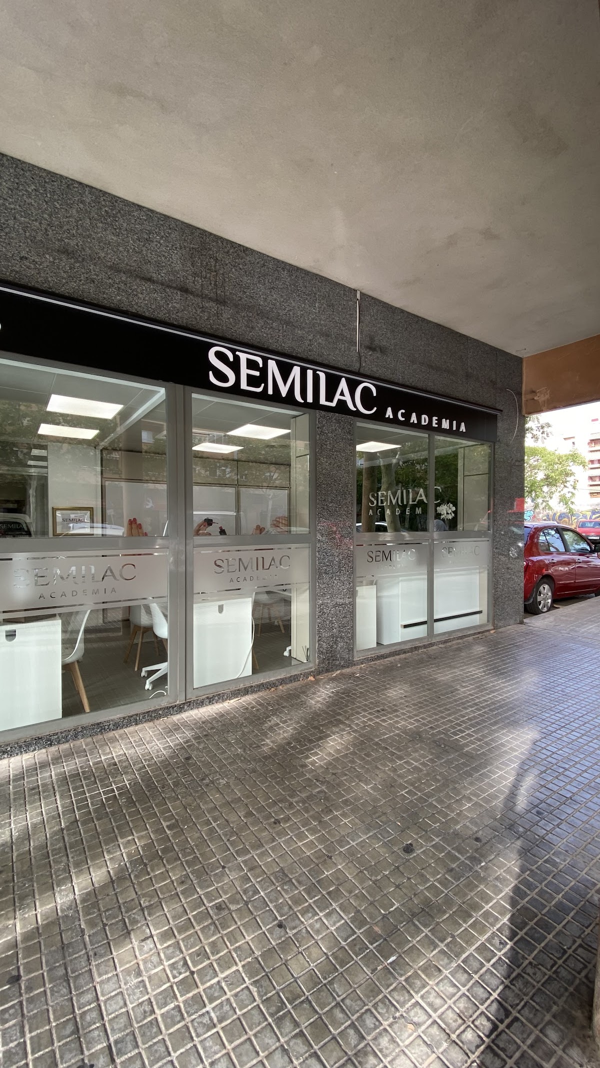 Beauty and Shop Semilac