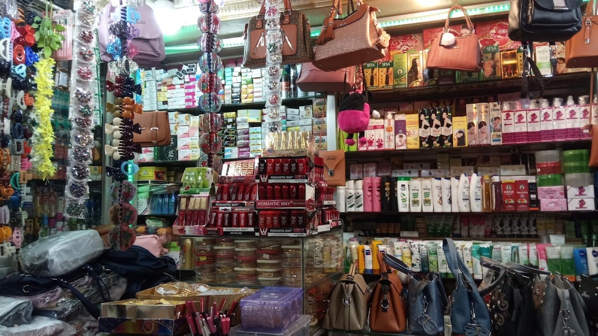 Adarsh Cosmetics Shop