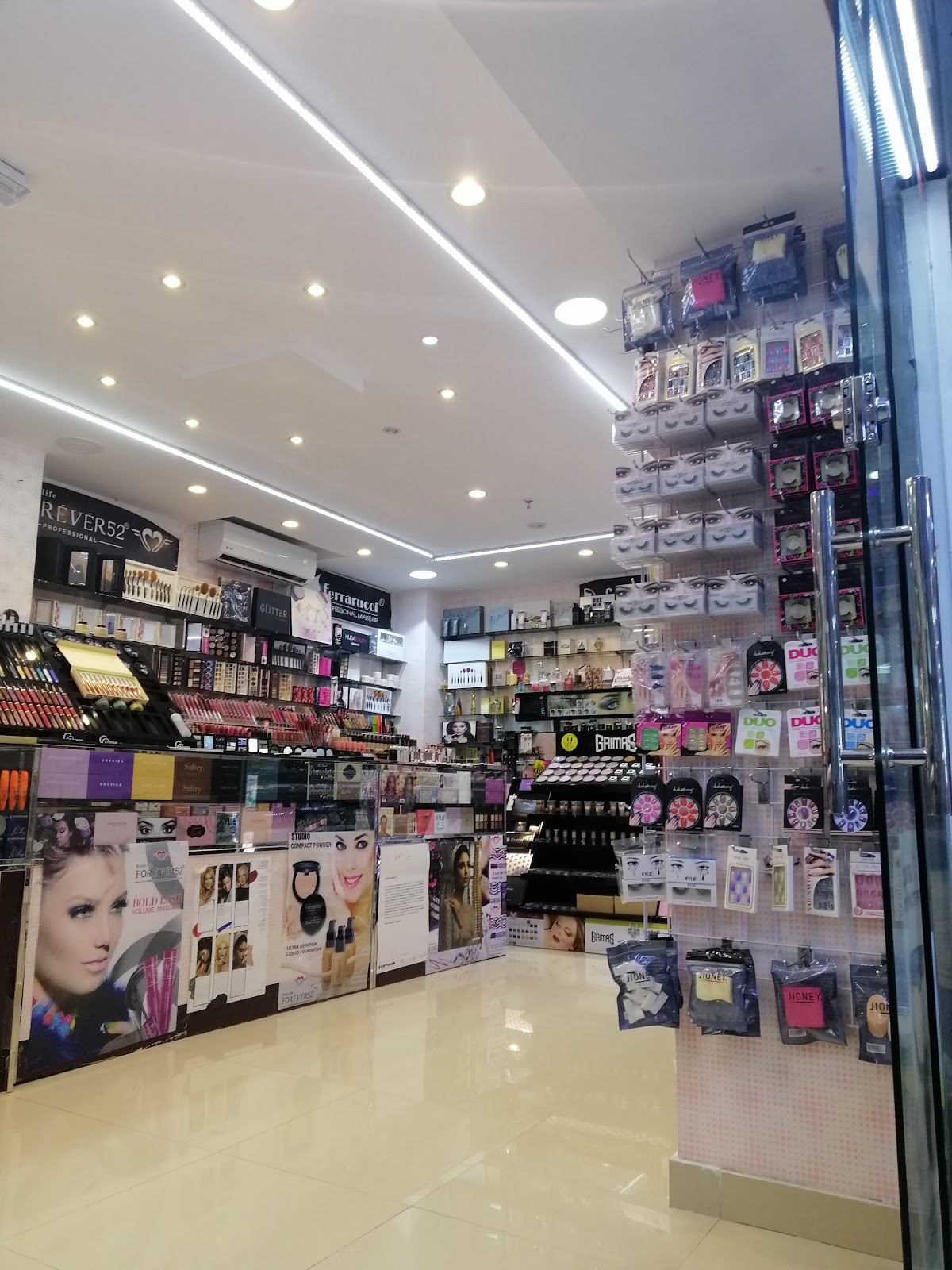 Farsali Cosmetic & Accessories