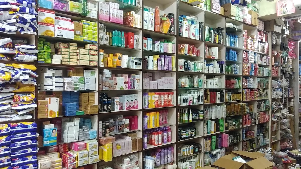 Zoya Cosmetic & Parlour Item