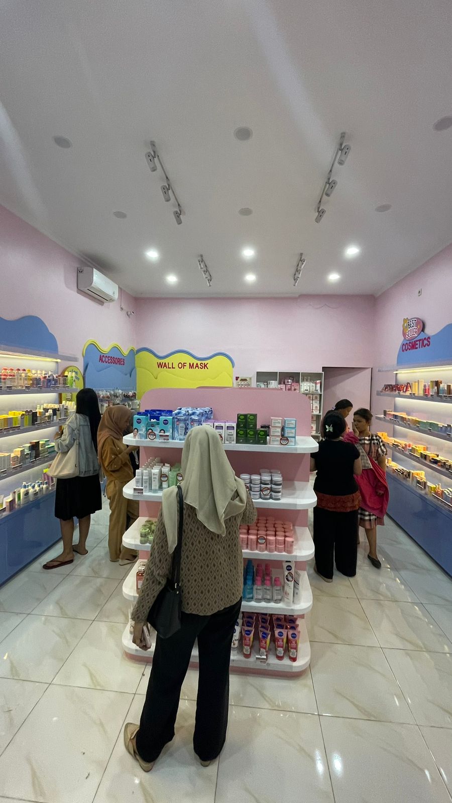 JB COSMETIC