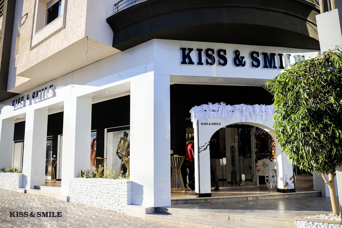 Kiss and Smile