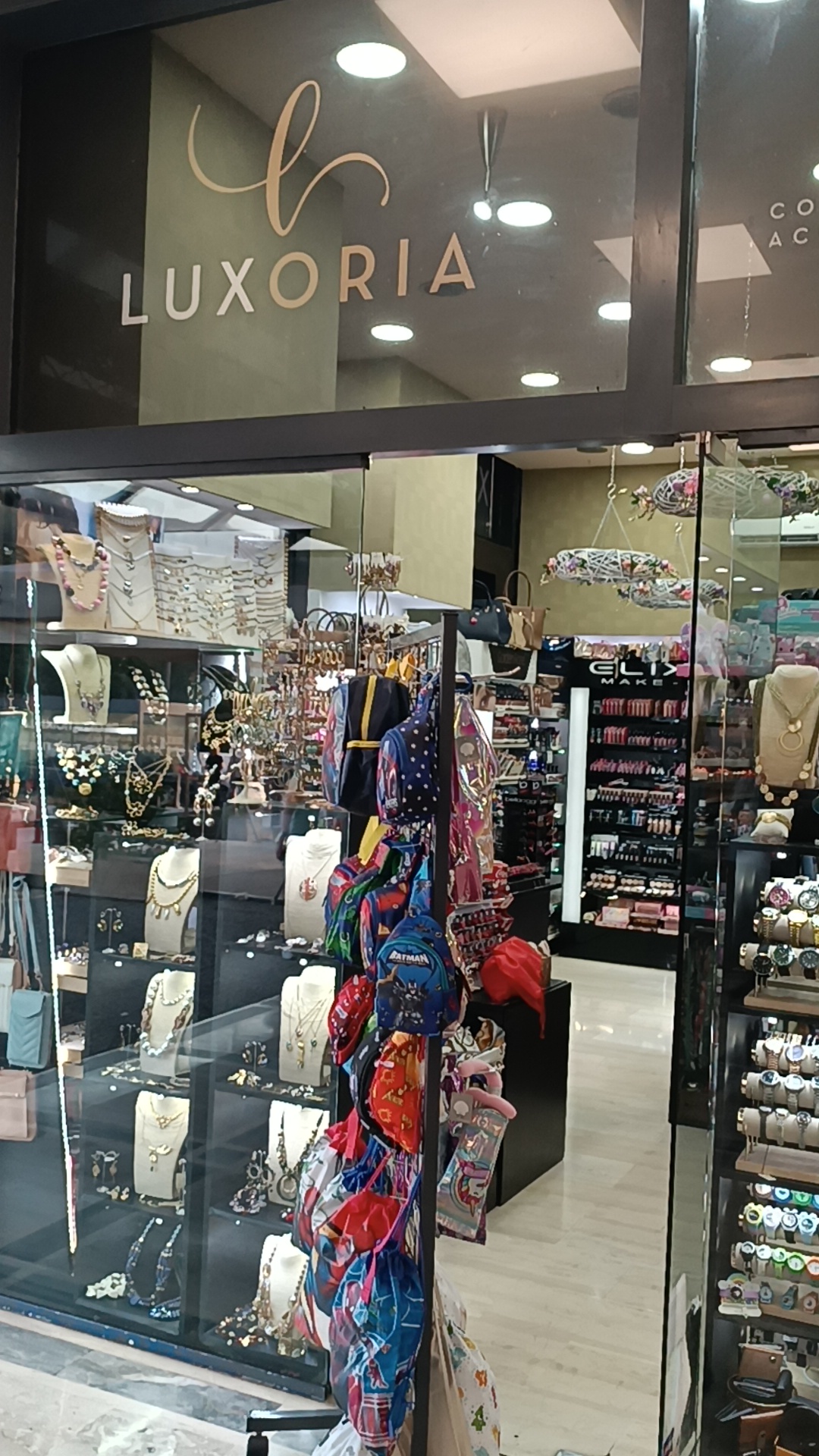 Luxoria Cosmetics & Accessories