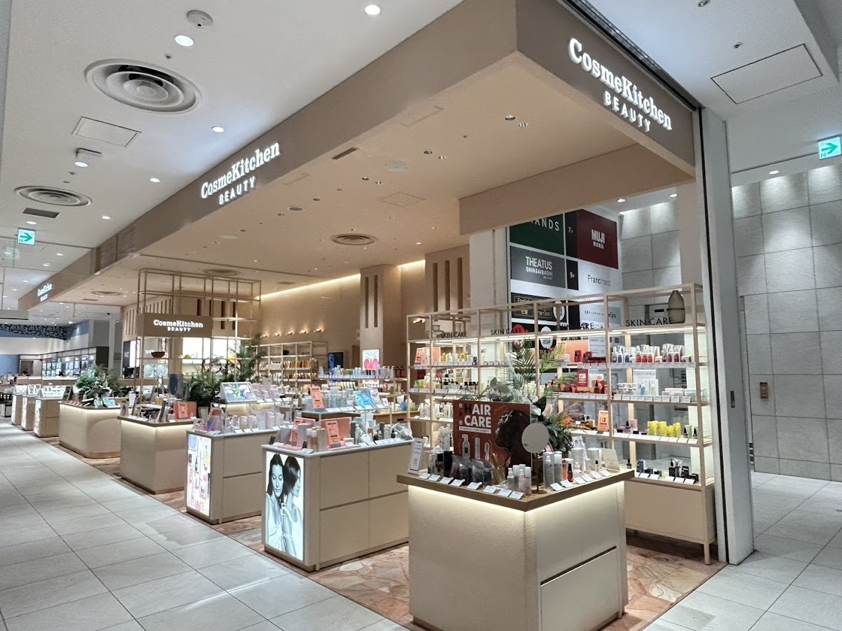 Cosme Kitchen BEAUTY Shinsaibashiparukoten