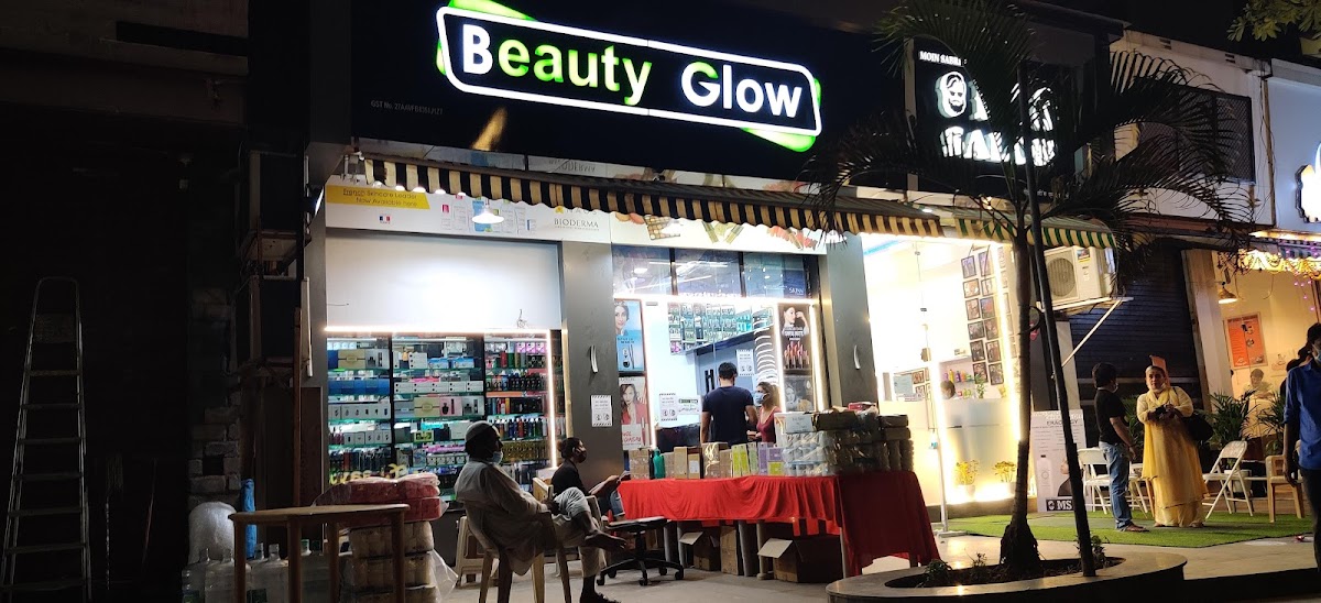 BEAUTY GLOW