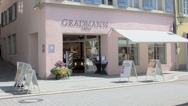 Parfümerie GRADMANN 1864