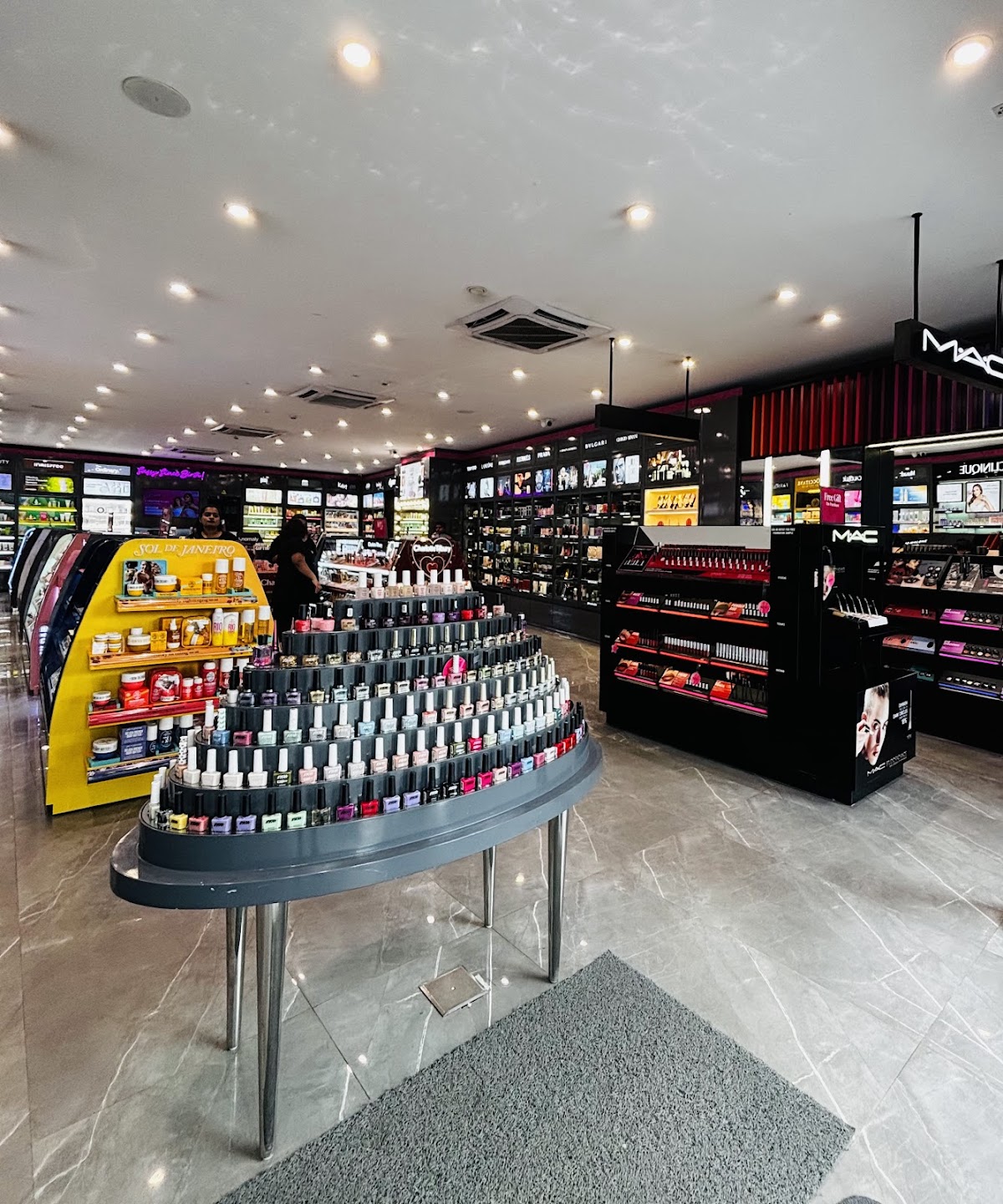 Nykaa Luxe
