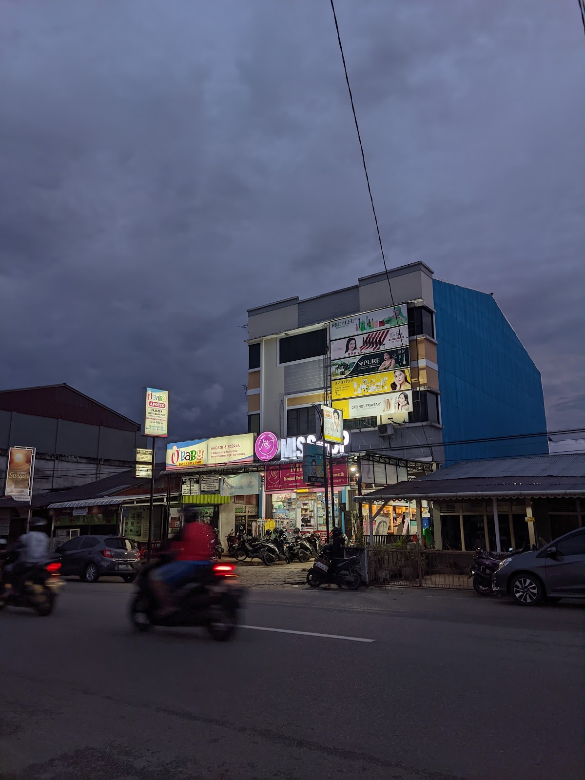 Toko Kosmetik MISSHOP Singkawang
