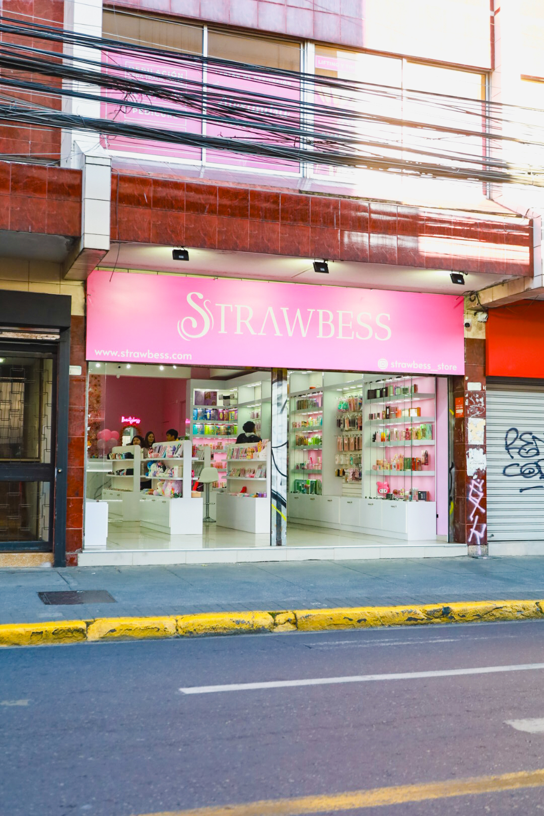 Strawbess tienda make up
