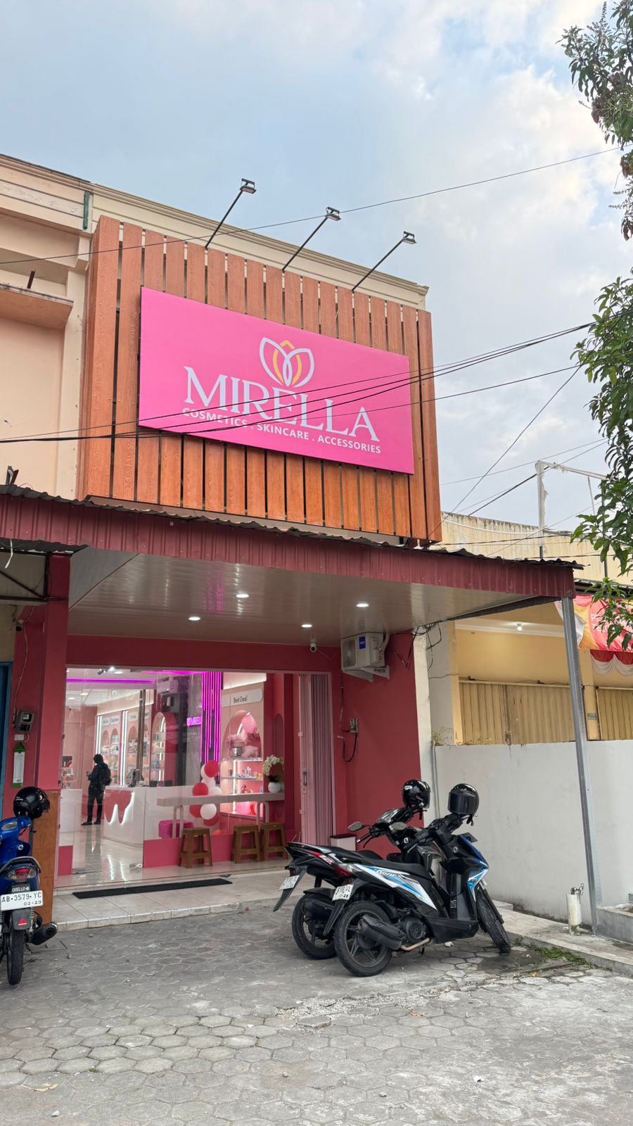 Mirella Cosmetic