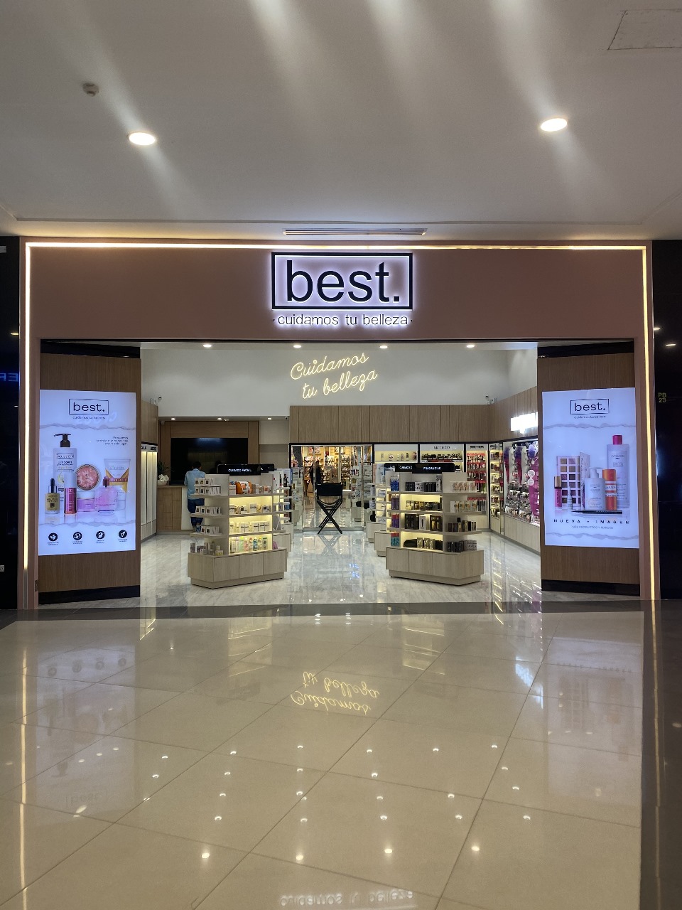 Tiendas Best