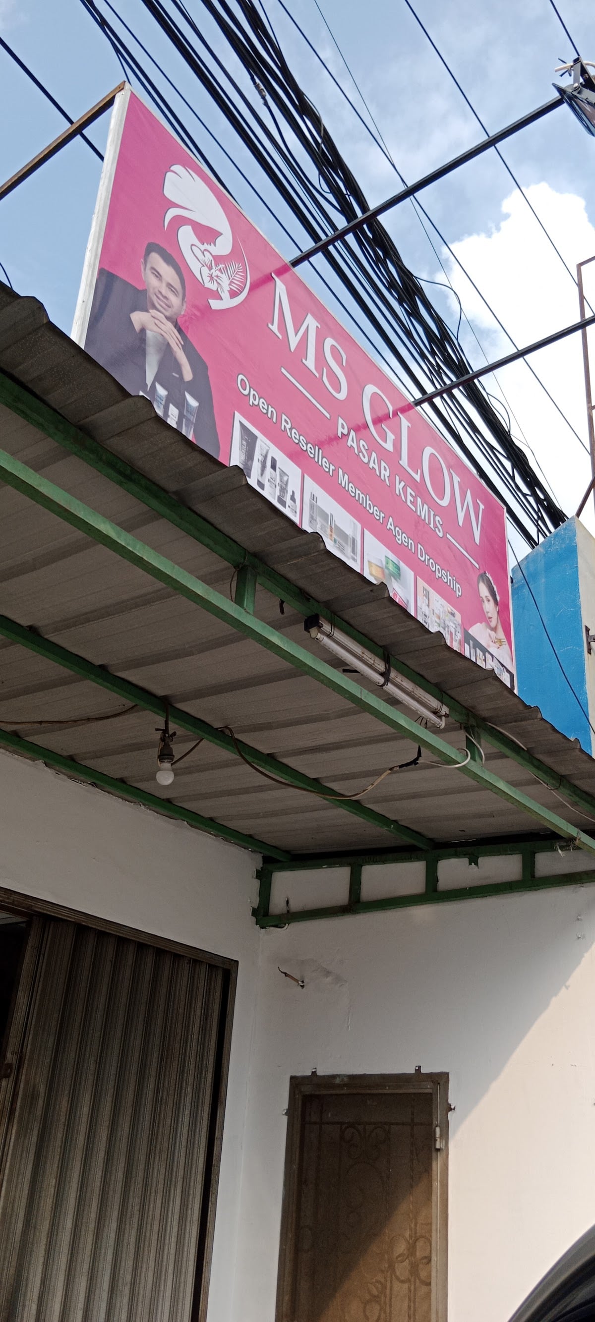 Ms Glow Pasar Kemis