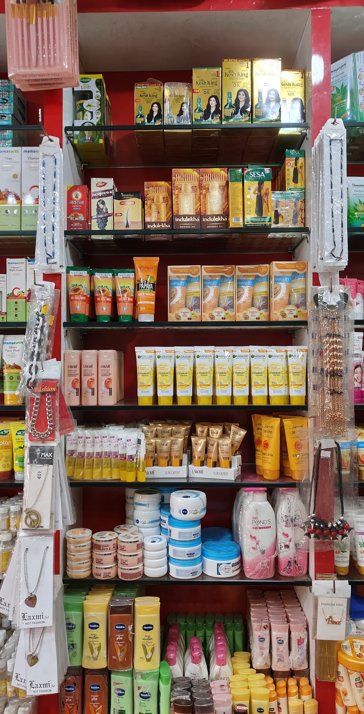 Qadri Cosmatics and bangal store