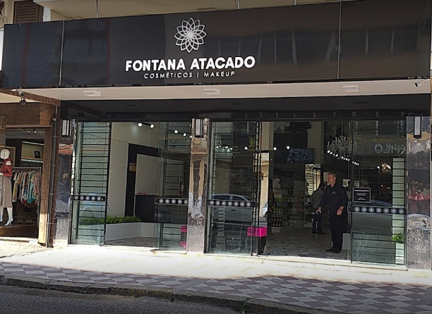 Fontana Maquiagem e Cosméticos