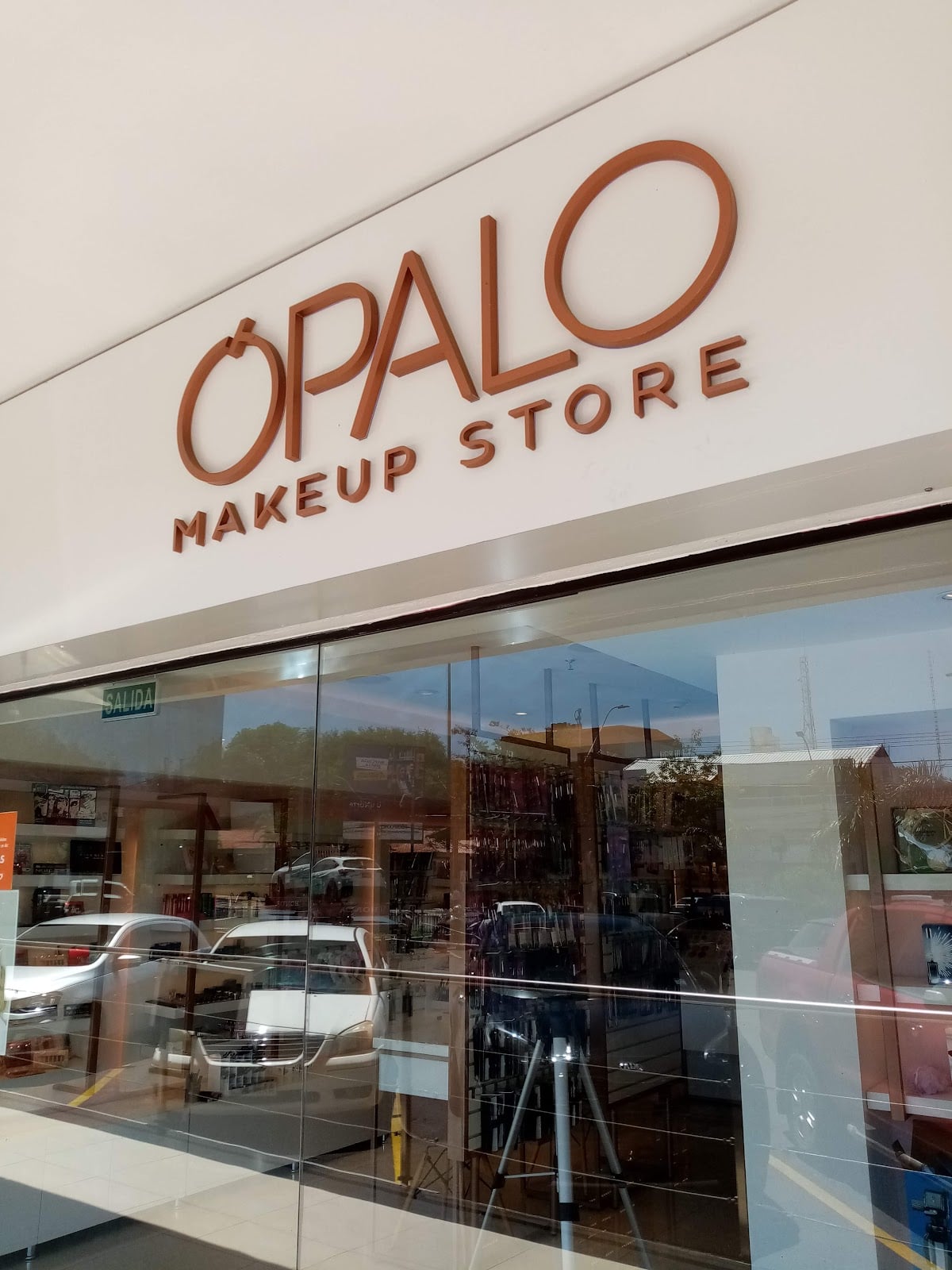 Opalo Makeup Store Villa Morra
