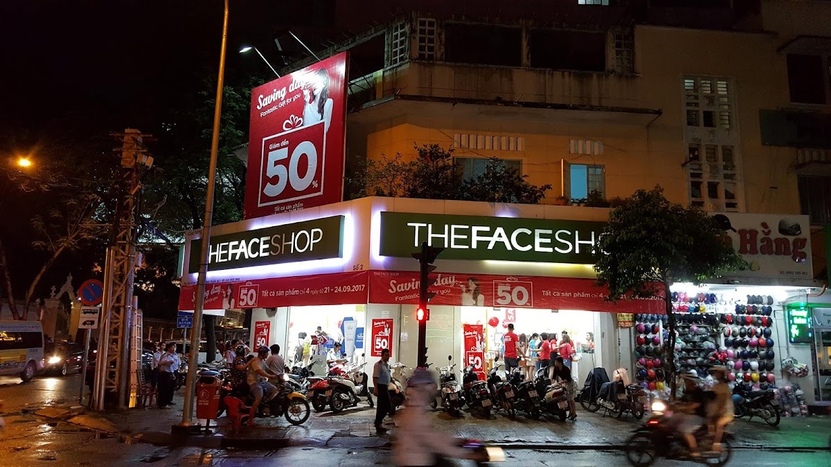 Beauty Box - The Face Shop Ton That Tung