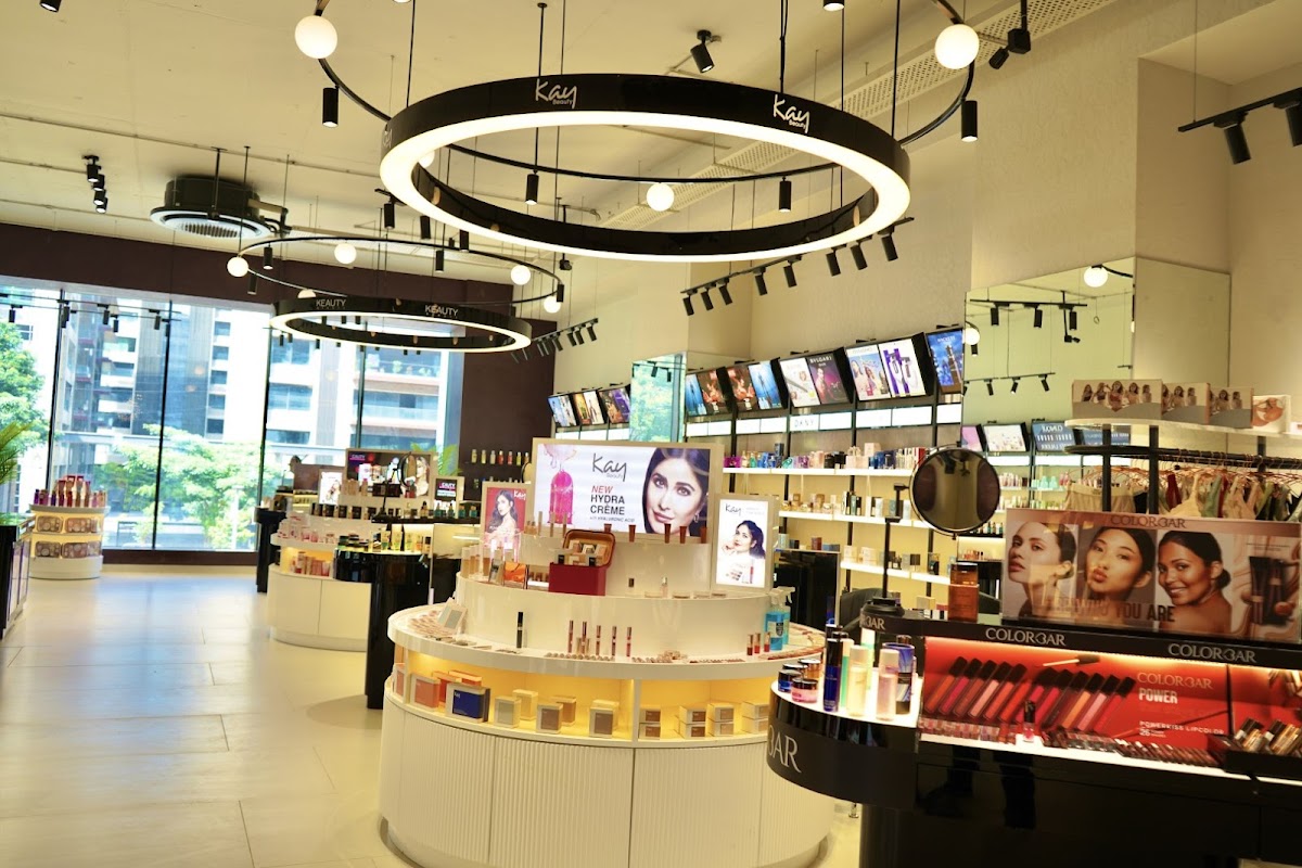 SHAR - LUXURY COSMETIC ESSENTIALS