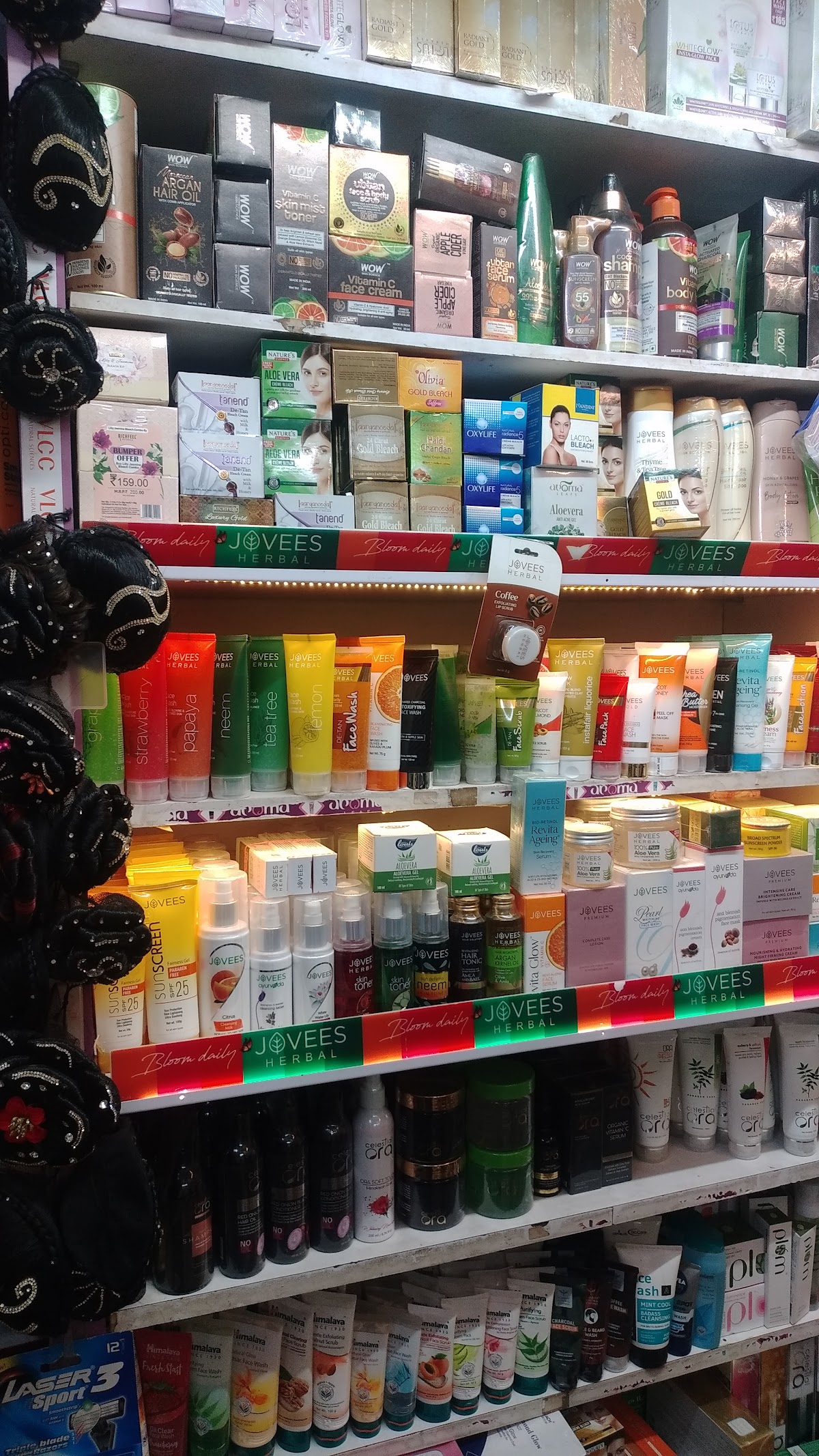 Pradnya Beauty Center
